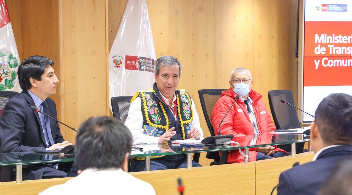 Ministerio de Transportes y Comunicaciones tweet media