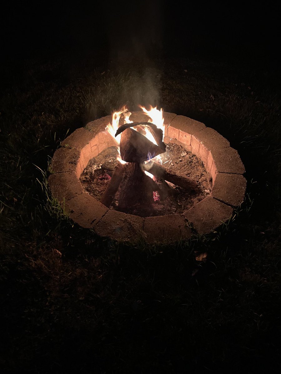 DavidAm65548418's tweet photo. Damn near a Viking funeral!!!   Jk.   But love starting a fire !!! https://t.co/q6Wl8ED6Xn