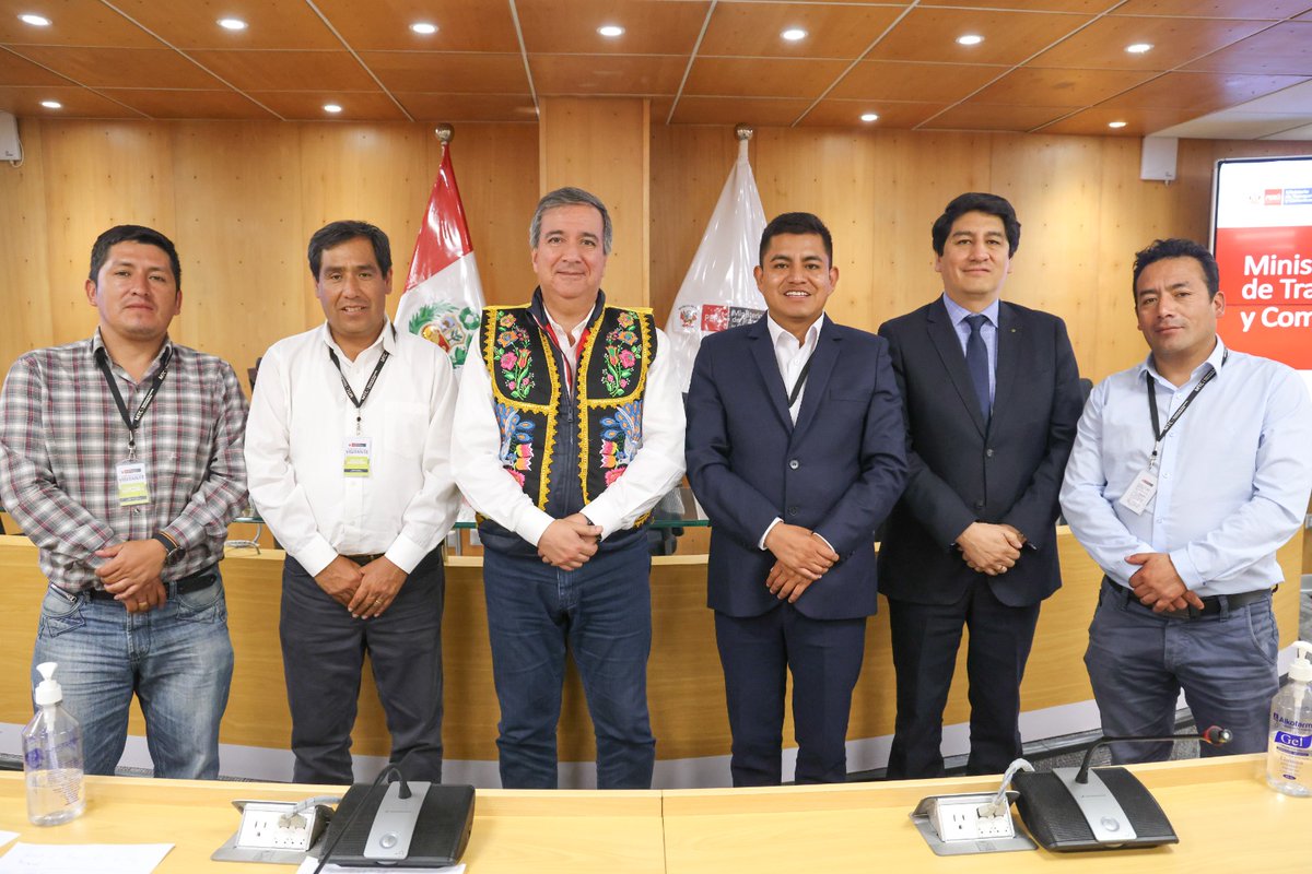 Ministerio de Transportes y Comunicaciones tweet media