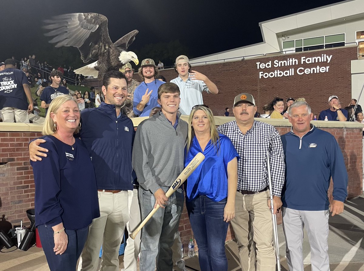 Simmons Strong Foundation tweet media