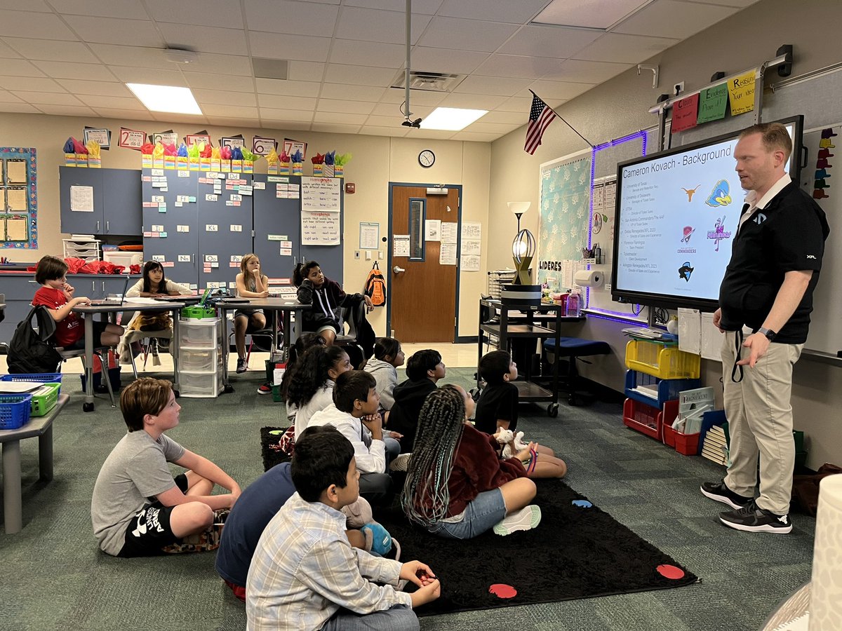 Melanie White tweet media