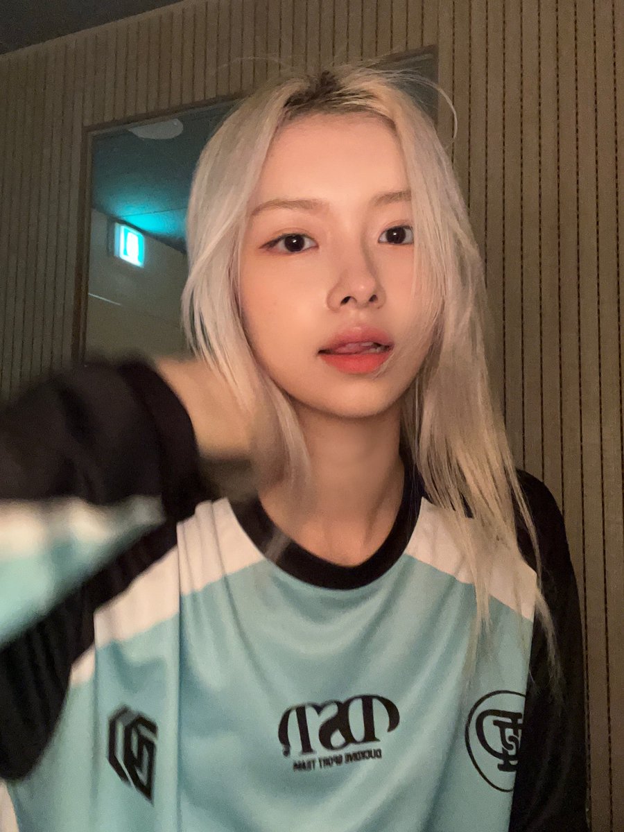 Elina. ૮ ˙Ⱉ˙ ა tweet media