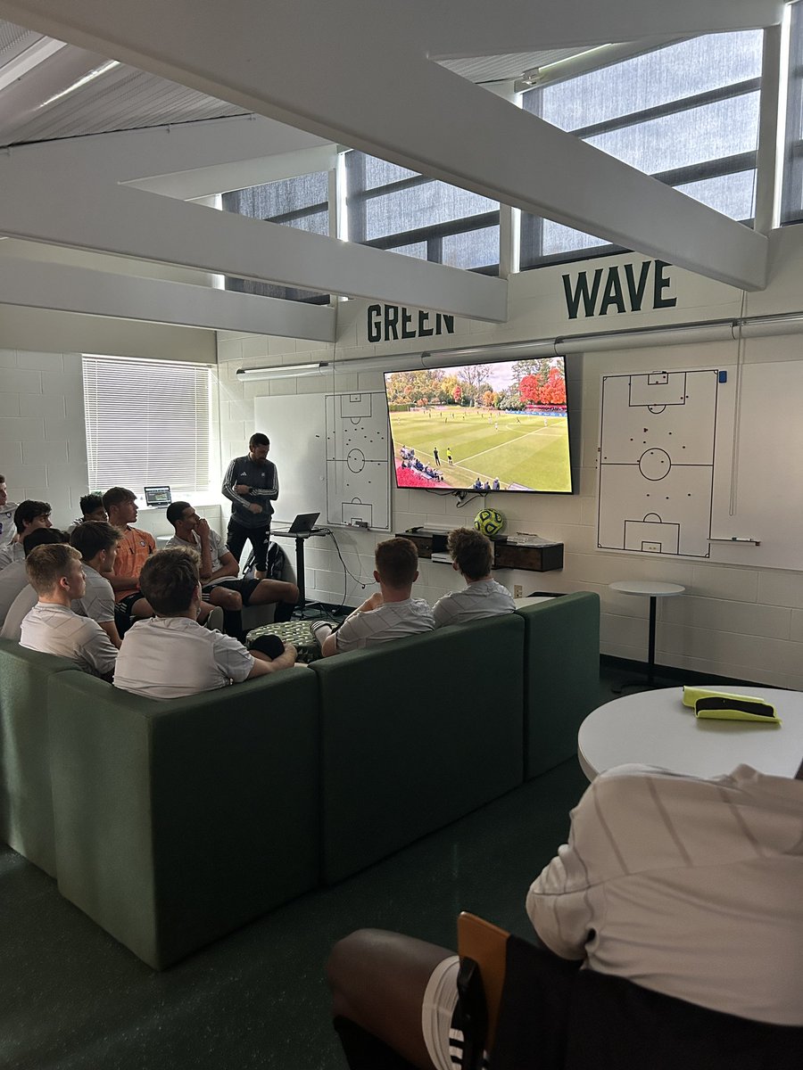 DelbartonSports's tweet photo. The this afternoon @HCrossMSoccer and 2 former @DelbartonSoccer captains visited Ryan Field for a quick film session and practice prior to their game at Lehigh tomorrow. #calledtocompete https://t.co/rahgLPV31F