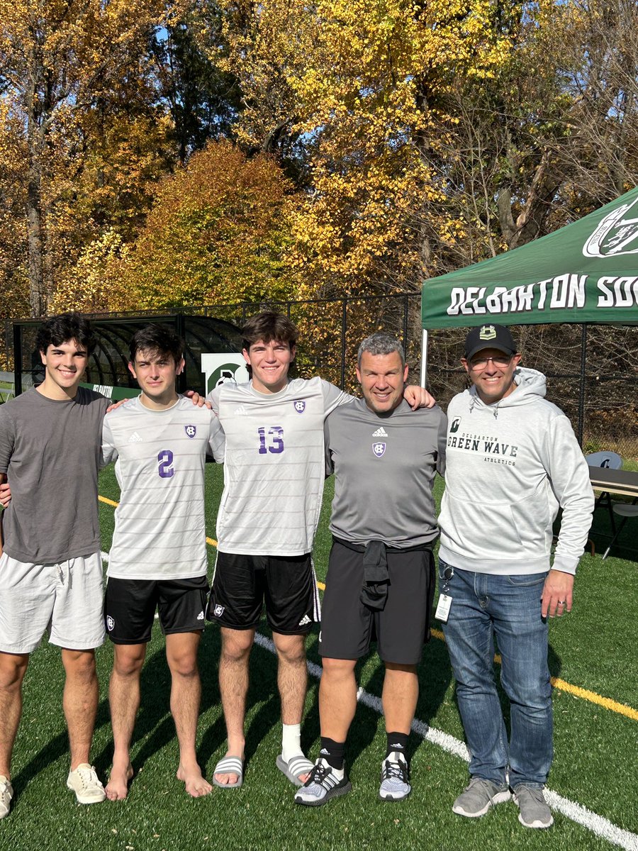 DelbartonSports's tweet photo. The this afternoon @HCrossMSoccer and 2 former @DelbartonSoccer captains visited Ryan Field for a quick film session and practice prior to their game at Lehigh tomorrow. #calledtocompete https://t.co/rahgLPV31F