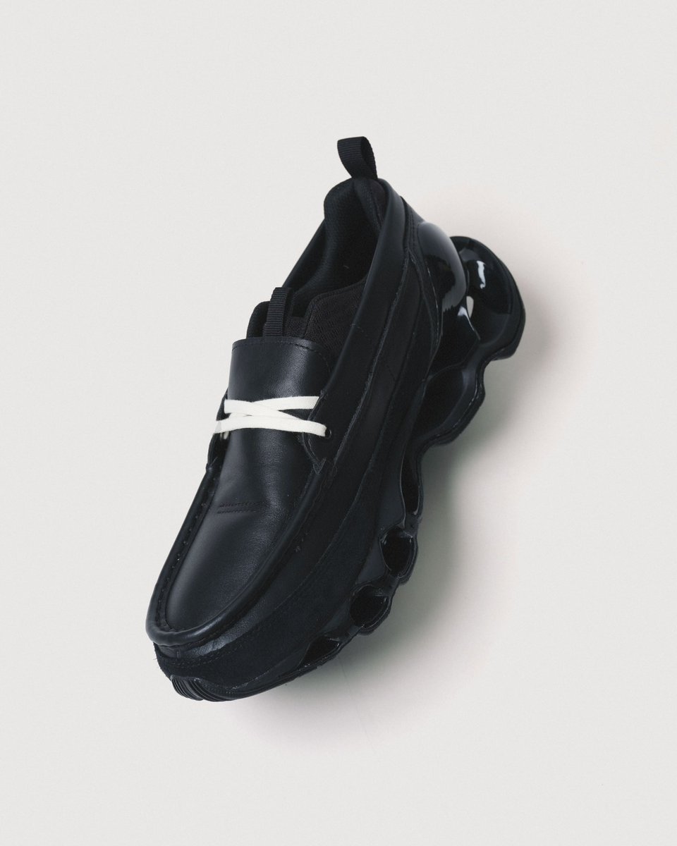 nouverte_mag's tweet photo. Wave Prophecyソールを搭載したレザーシューズ、「Wave ProphecyMoc」が発売。

単に過去に発売してきた、オリジナル商品のリバイバルではなく、パフォーマンスブランドの「伝統と革新」を表現した1足となっている。
10/28 11:00-

#MIZUNO #waveprophecy

https://t.co/2BCEQo3Yyu https://t.co/sDWBiTKzBx