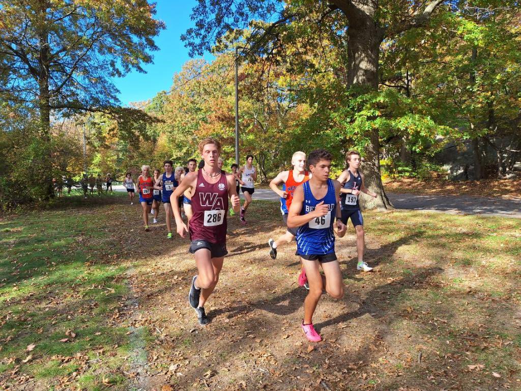 TheRealSwagFlag's tweet photo. Congrats to Johnny Garraway for finishing 13th overall and 3rd in DCL Small! The boys team finished 3rd in the Small, with Carter Rauch, Sahil Rotella, Oren Brosgol, Anthony O’Brien rounding out the scoring. @BedfordBucs https://t.co/ZwnOxG9IhV https://t.co/awRcCwlTjw