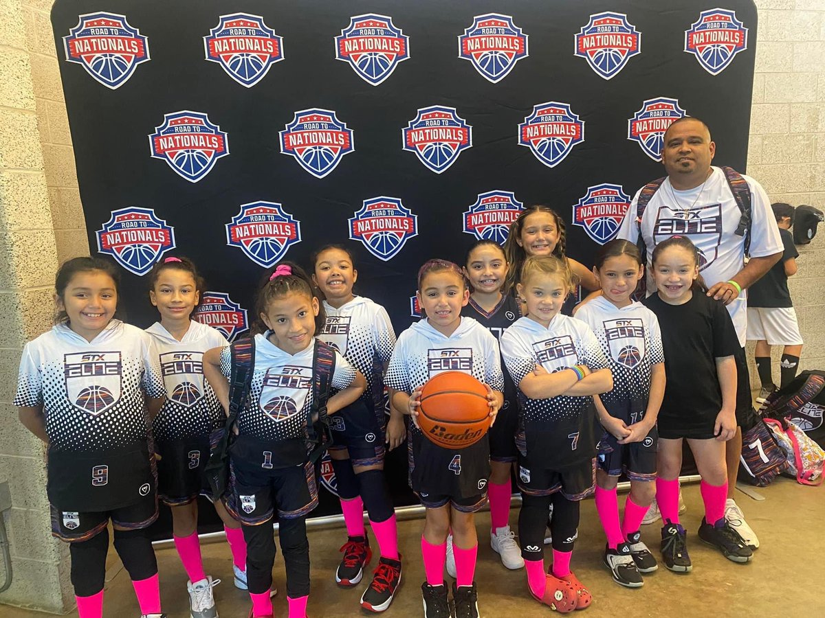 BasketballStx's tweet photo. Good luck this season to  @cyleelopez3 @Janelle_Lopez04 @Marigonzales161 and the STX Elite new Gen! Proud of each one of you ladies…now let’s go prove something! @SchreinerWBK @SUPiratesWBB @cbccougarswbb https://t.co/tmzFkuglSe