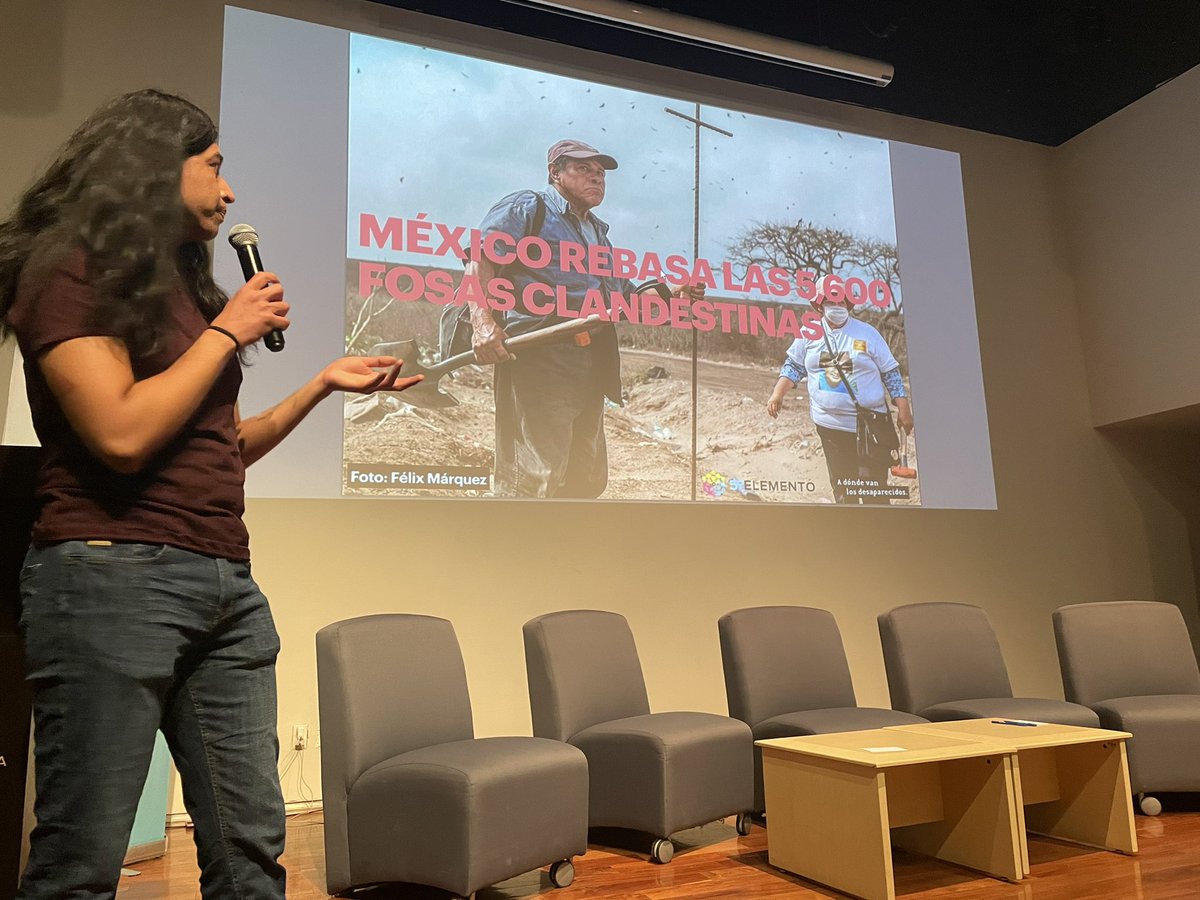 quintoelab's tweet image. Acompañamos a @efra_tzuc en #DatosyMezcales del #ForoLatam para hablar de «México rebasa las 5 mil 600 fosas clandestinas», el seguimiento de la problemática en México. 

Léelo aquí 👉 quintoelab.org/project/mexico…