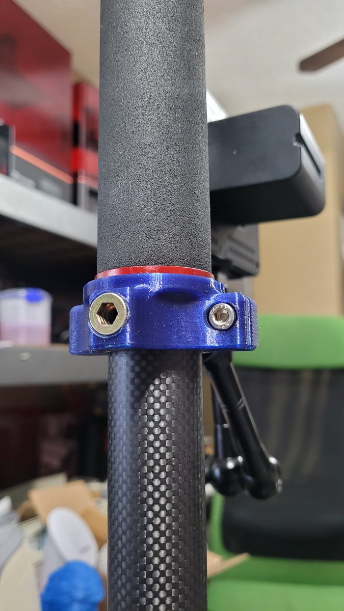 3D_Musketeers's tweet image. Absolutely LOVE #practicalprinting! Wanted a way to mount a @feelworldhd F6 plus to a 3POD carbon monopod.

@adskFusion and 4 test prints on the @Prusa3D #MK3S.
@AtomicFilament Starry Night PETG!

Tpu filament for non slip gasket and print in place supports @IPIND3D

#3dprinting