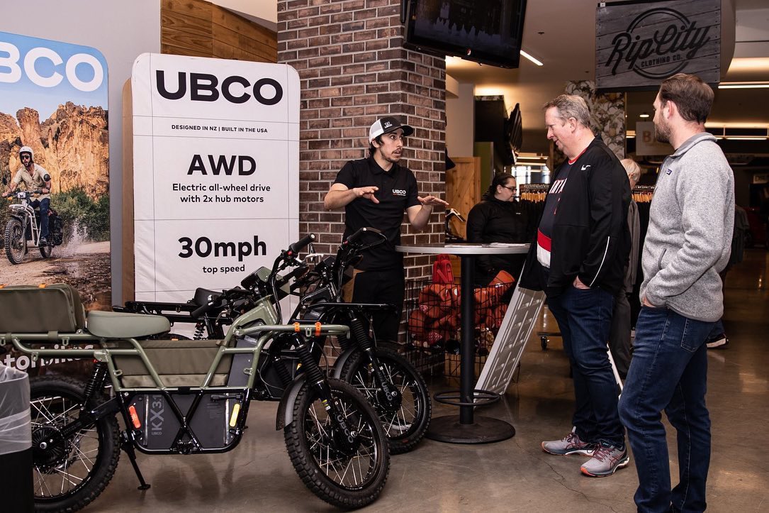 ubcobikes's tweet photo. π£ We are thrilled to be kicking off another @NBA season as the official β‘οΈElectric Adventure Bike of the @trailblazers!! ππ₯ The home opener is tonight, so if youβre in @portland stop by the UBCO Experience Hub at the Rose Quarter to check out it out!
#ripcity #RideThePlanet π https://t.co/BiqlytMs7B