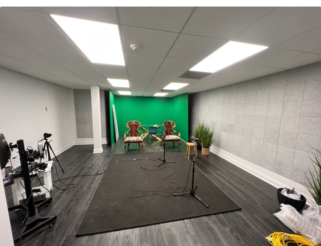 spydaforthewin's tweet photo. Pay $40 and receive a 
Professional Headshot 
+
Have the chance to be apart of the 

Official Twitter Spaces #InTheWeb Reality Show https://t.co/KnDOTrQ55p