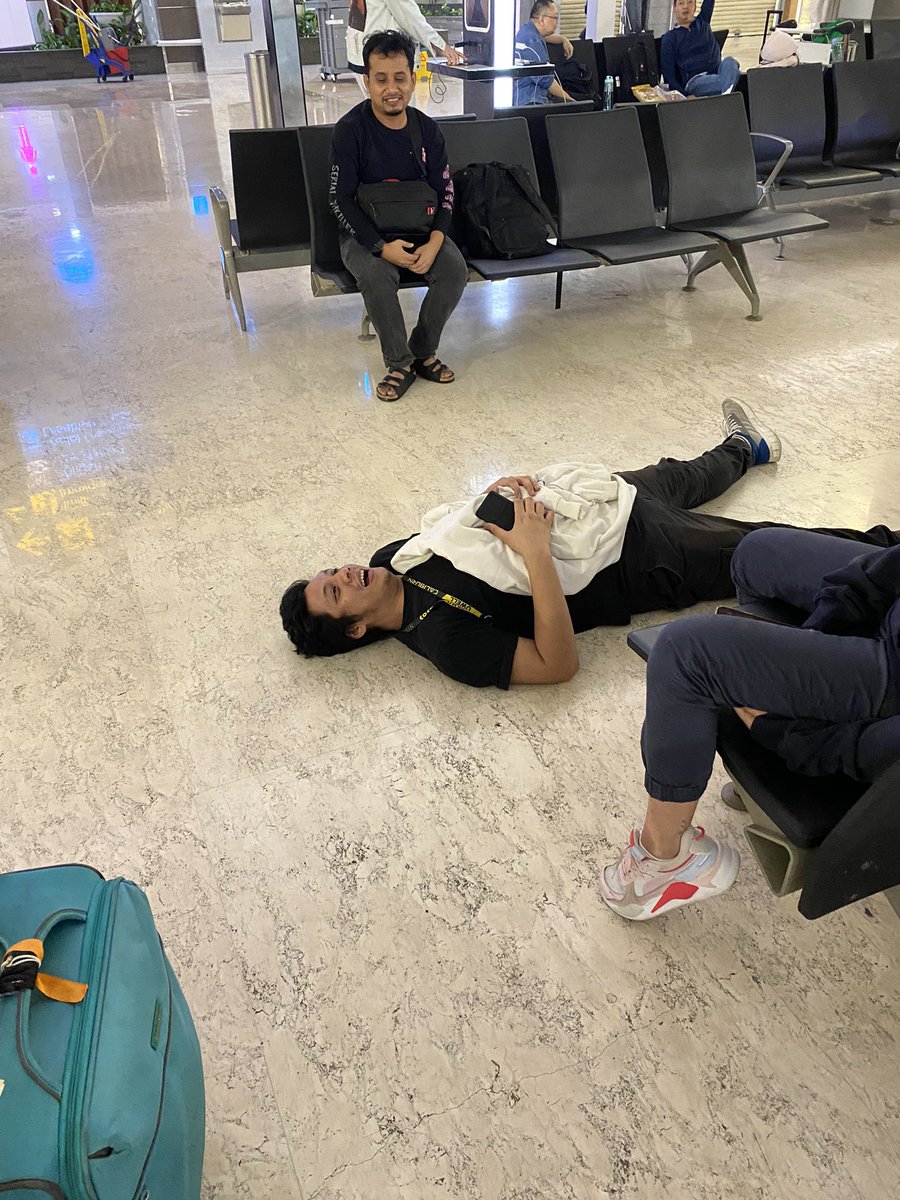 Bar Ayam (@torimeltdown) on Twitter photo 