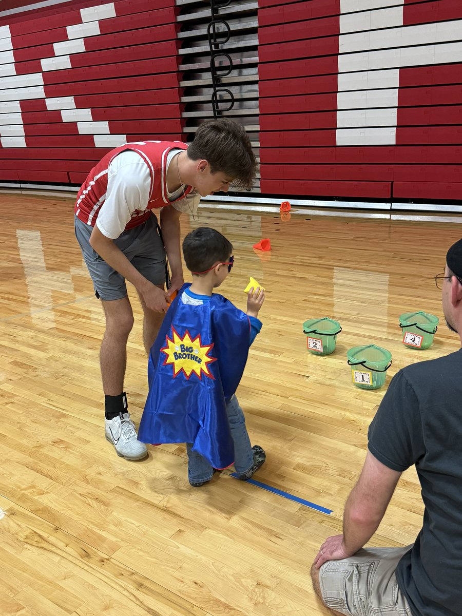KatyTigerHoops's tweet photo. House of Hoops was a great success! We enjoyed seeing all the kids in their costume having fun! Thank you to the Tiger community! We loved watching our kids interact with all the future Tigers!
#125actsofservice #KatyHoops @KatyHSPrincipal @KatyHighSchool @KBBCBoosterClub https://t.co/AtXEbCIKyy