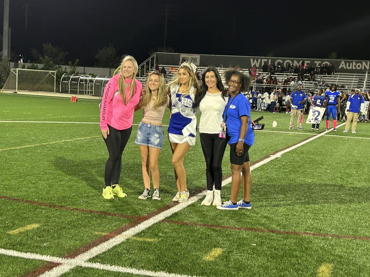 FlhsOfficial's tweet photo. It’s a Senior Night Celebration!!! 
@FlyinglsFB defeats Boyd Anderson 34-10. 💙🤍 https://t.co/M2xhS9K1x3