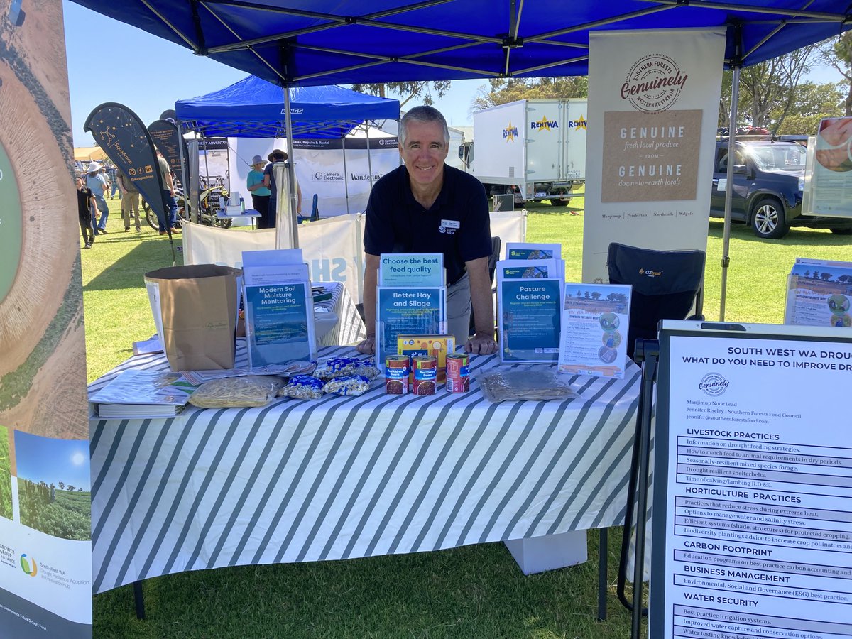 ag_southwestnrm's tweet photo. At the Brunswick show with Southern Forests Food Council promoting #SWWADroughtHub projects #TopFodder and Modern Soil moisture monitoring, and our own #PastureChallenge @JeisaneAccioly @GGA_WA @Julianne_Hill https://t.co/wx2epPyYza