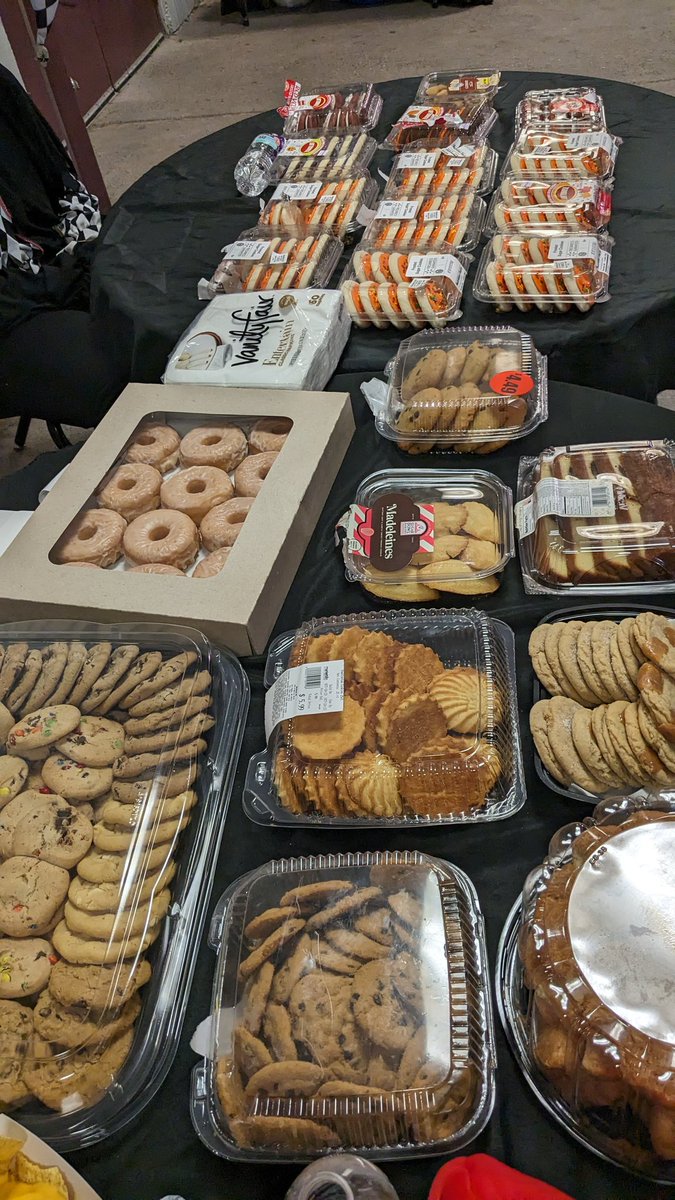 Tons of baked goods?? It must be our annual Fright Night bake sale! Please come by from 7-10 pm tonight!
