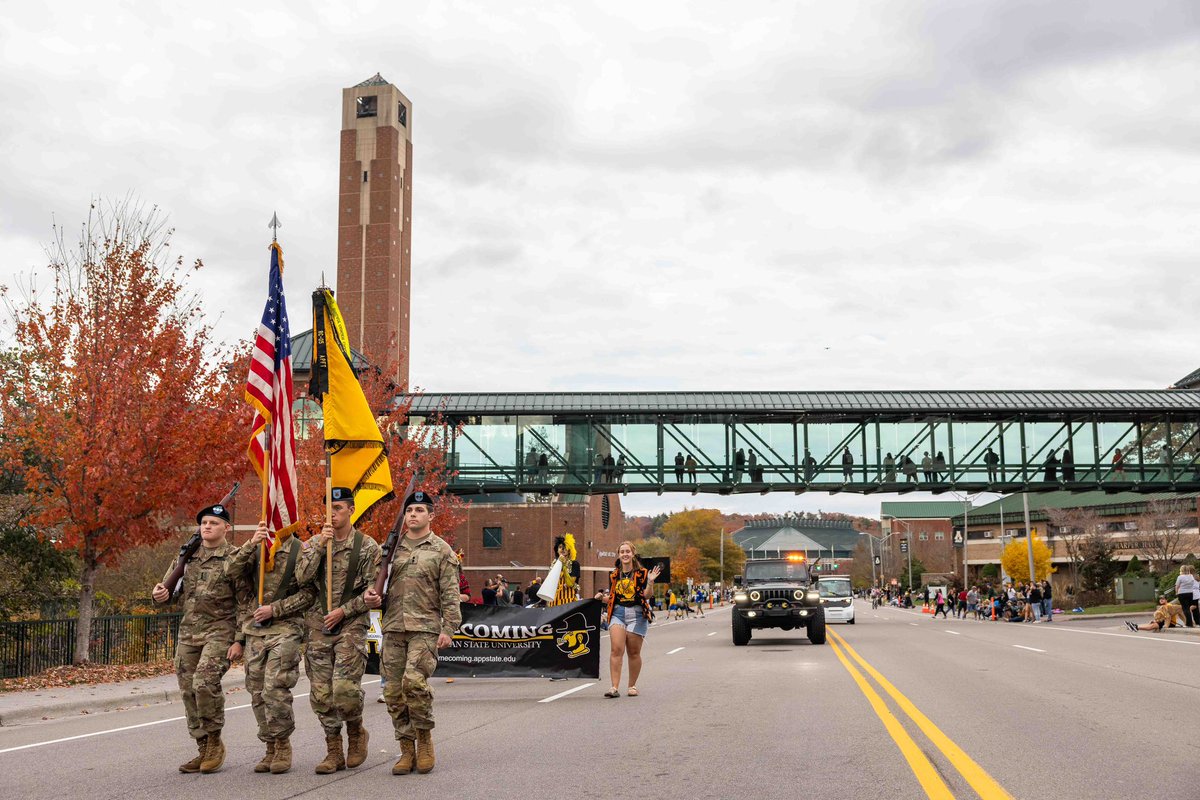 AppChancellor's tweet photo. Homecoming Week at @appstate is full of long-established traditions, and tonight we held the annual Homecoming Parade, showcasing the unmatched spirit of our Mountaineers! A big thank you to our Grand Marshals, Nancy and Neil Schaffel. #AppStateisHome https://t.co/XrpFo2lslc