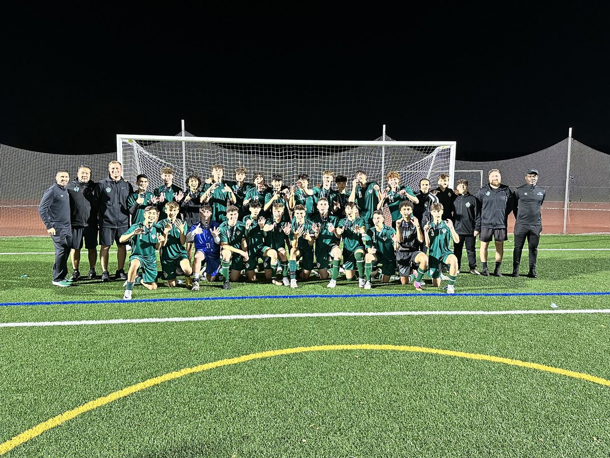 CpSoccerfrogs's tweet image. Final!!

Class B County Champs!

Boys advance on PKs to the Long Island Championship!!!

Lets go boys!!!!
🐸⚽️