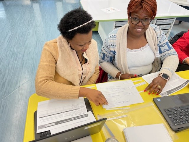 Cette semaine, la formation Science de la lecture 1, a été donnée à 8 reprises d'un bout à l'autre du conseil pour appuyer le perfectionnement professionnel du personnel enseignant du cycle primaire. #sciencedelalecture <a href="/cscmonavenir/">Csc MonAvenir</a> <a href="/MarieCecileCH/">Marie-Cécile Chiasson</a> <a href="/LisaOrr29/">Lisa Orr</a> <a href="/a_rschubert/">Anne-Renée Schubert</a>