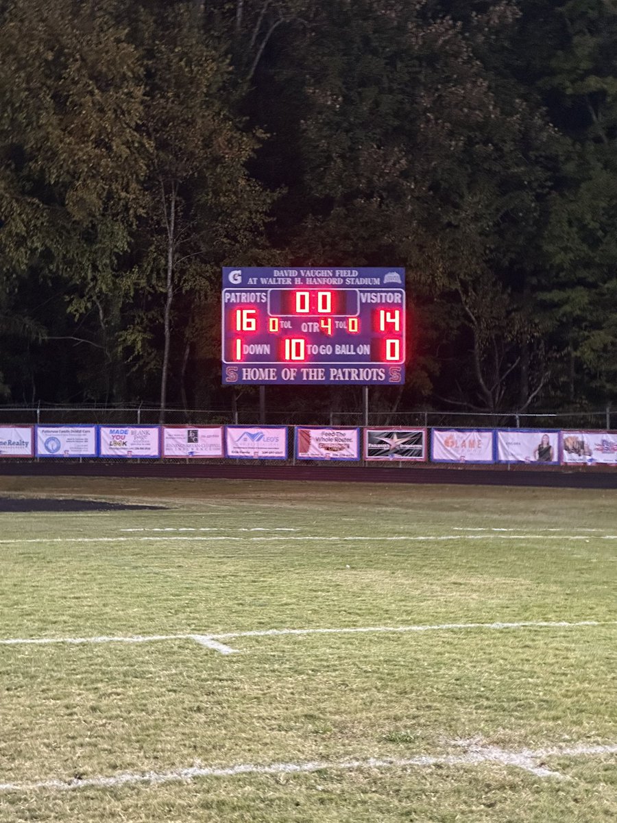 SAPatriotsFB's tweet photo. With a hard fought 16-14 win against Western Alamance your patriots finish conference play UNDEFEATED AND CONFERENCE CHAMPIONS!!!! https://t.co/ZZ6Q9vQocA