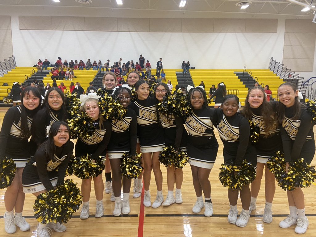 VRMS CHEER tweet media