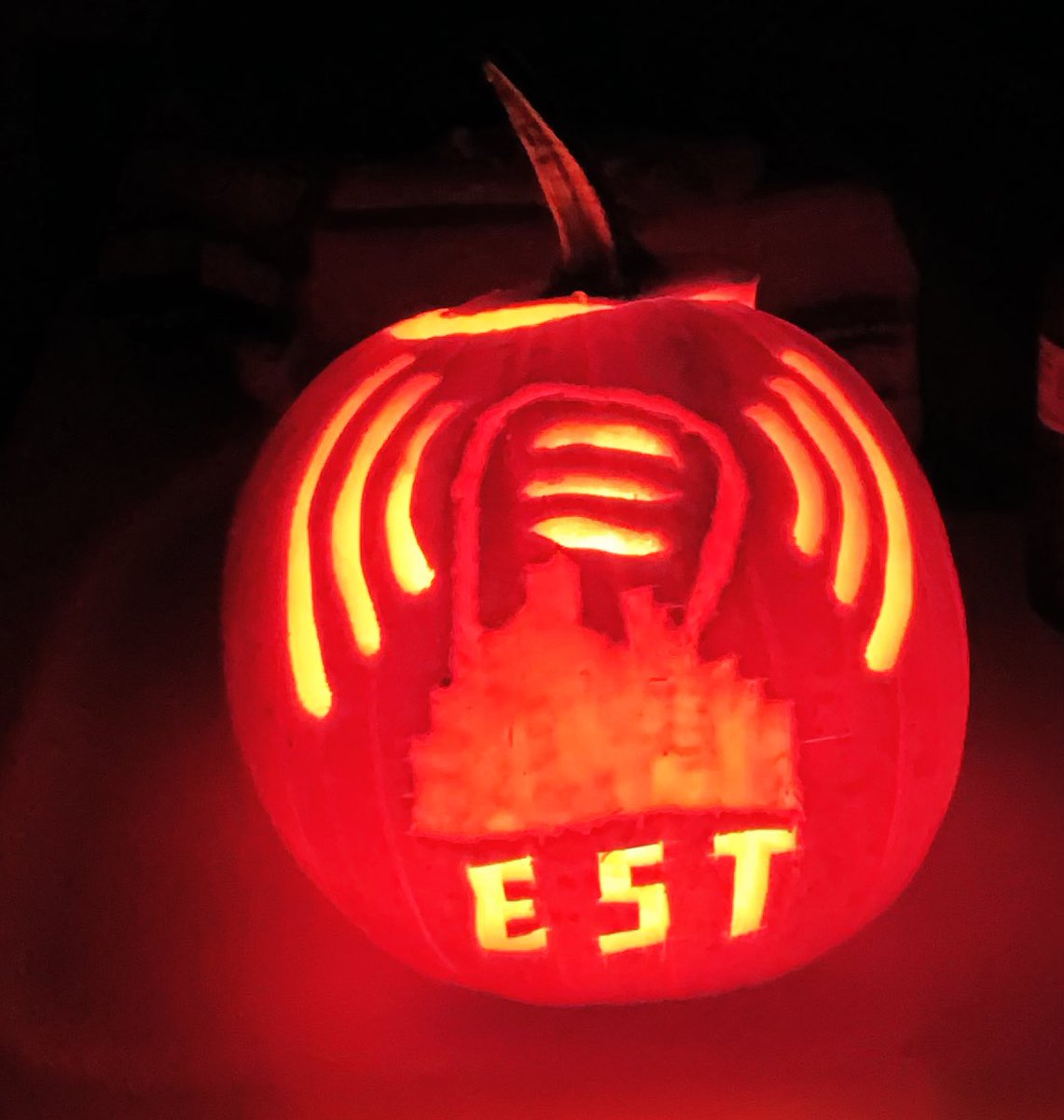 BLuchanski's tweet photo. Not even scary because it’s … static free! 

Edmonton Sports Talk Pumpkin! https://t.co/6lsNDrx3OR