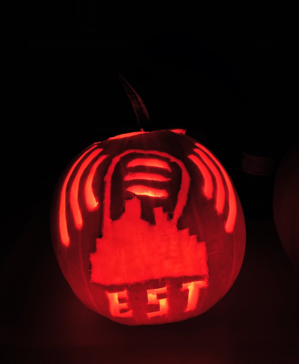 BLuchanski's tweet photo. Not even scary because it’s … static free! 

Edmonton Sports Talk Pumpkin! https://t.co/6lsNDrx3OR