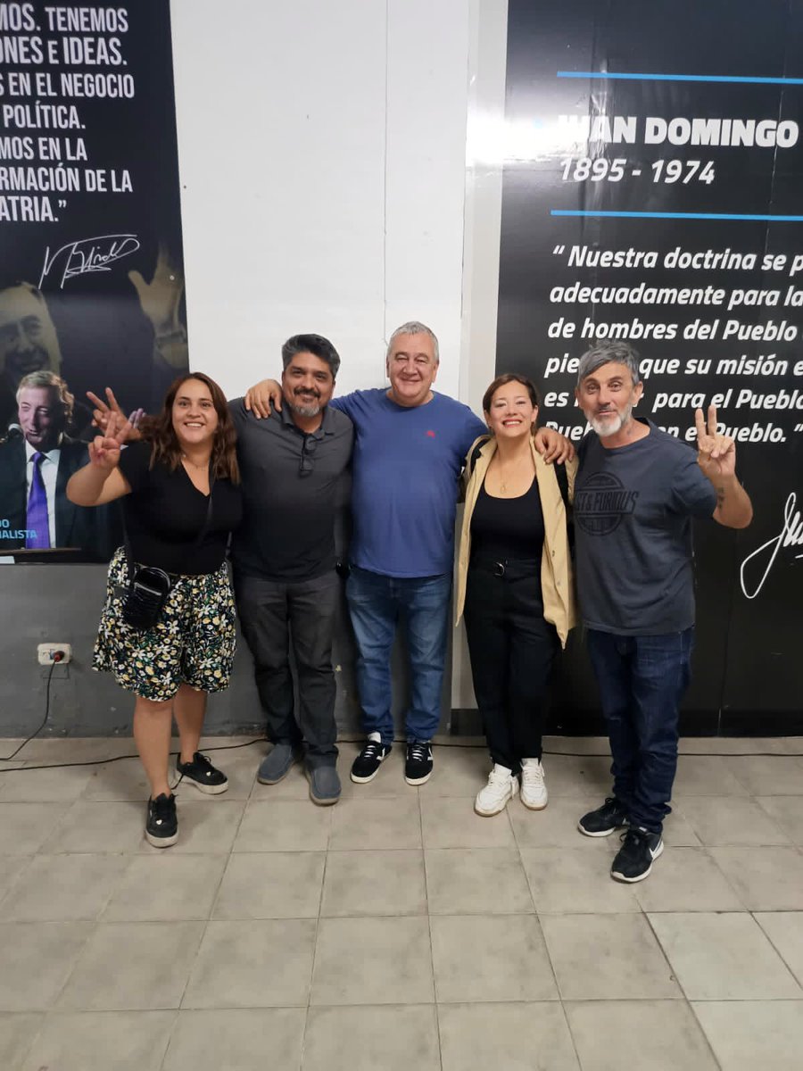 Adry_Cano's tweet photo. Organización para construir el triunfo! 

Patria o abismo! Por eso el peronismo de Las Heras no se detiene. 

Lanzamos esta nueva etapa de campaña en nuestro querido PJ ✌🏼

Vamos @SergioMassa  💪🏻💪🏻
Vamos Argentina 🇦🇷

#ArgentinaSi https://t.co/3yMXSJBoyy