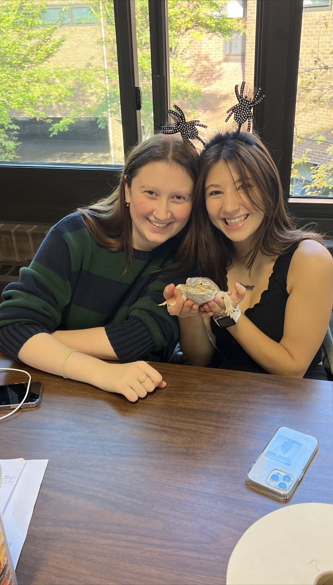 Robert Warner tweet media