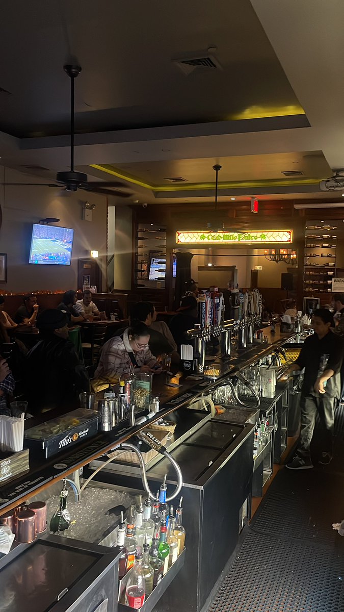 MIDASGAWD's tweet image. #thebrooklynway