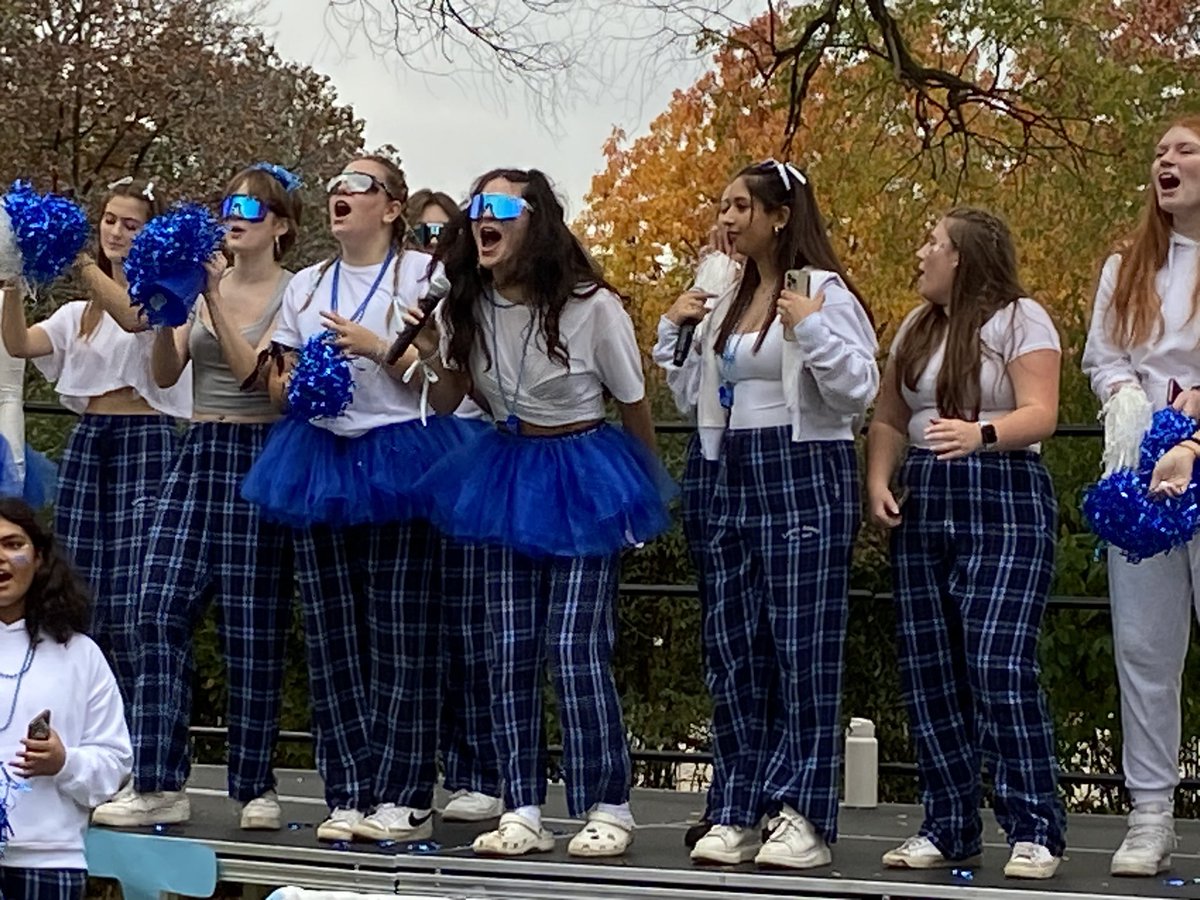 L. Adams tweet media