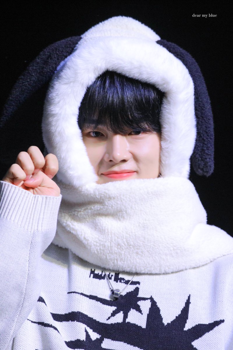 231026 마뮤테 대면팬싸

울 깜찍이 사랑햐🤍🖤

#XdinaryHeroes #엑스디너리히어로즈 #Jungsu #정수