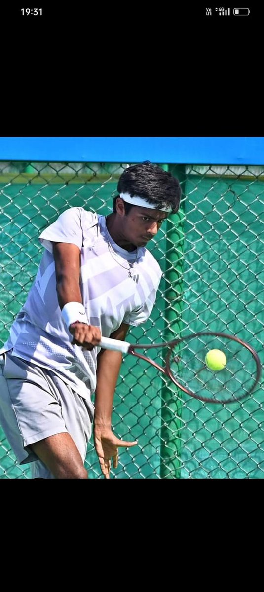 USahita's tweet photo. #SamarthSahita One-handed Backhand, 14yr old,updated rankings are India No 2 in U16 &amp; 17 in U18 yrs category. #tennis https://t.co/j38nSclEcB