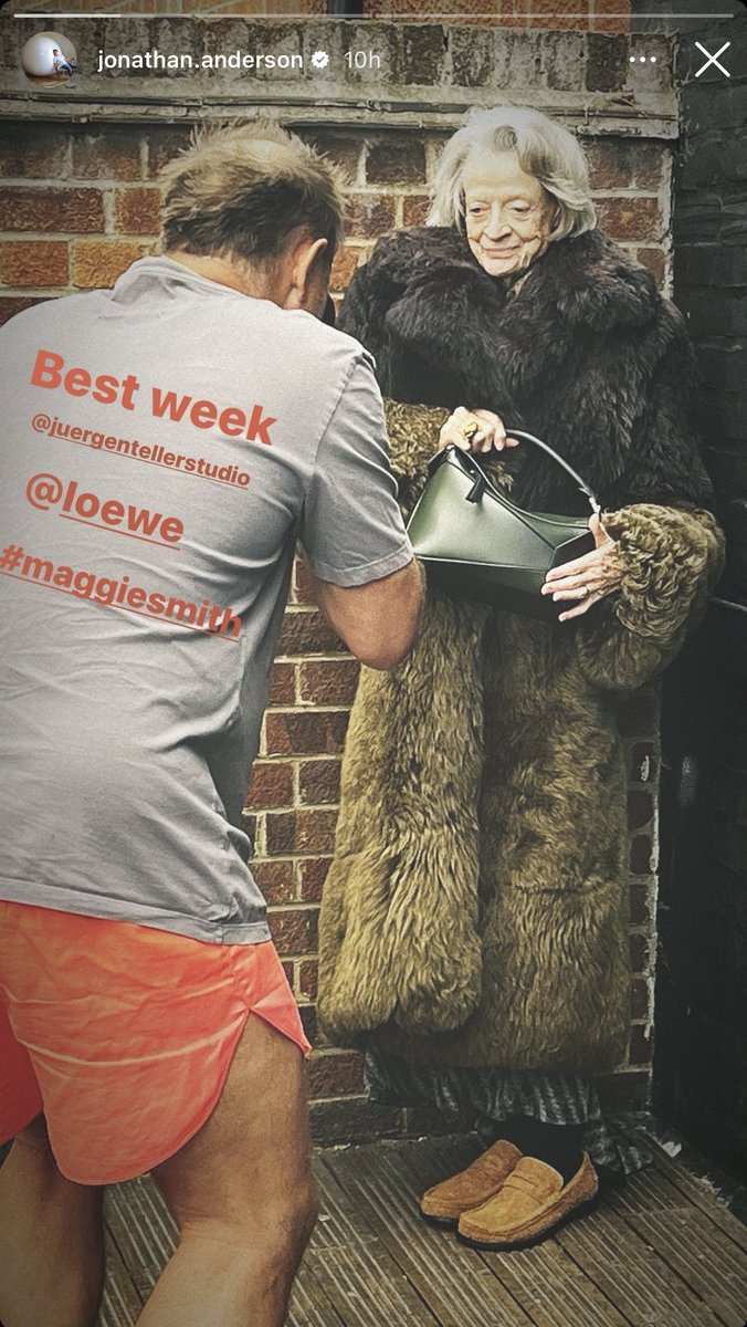 Maggie Smith behind the scenes of LOEWE’s new campaign. 📸 Jonathan Anderson instagram story