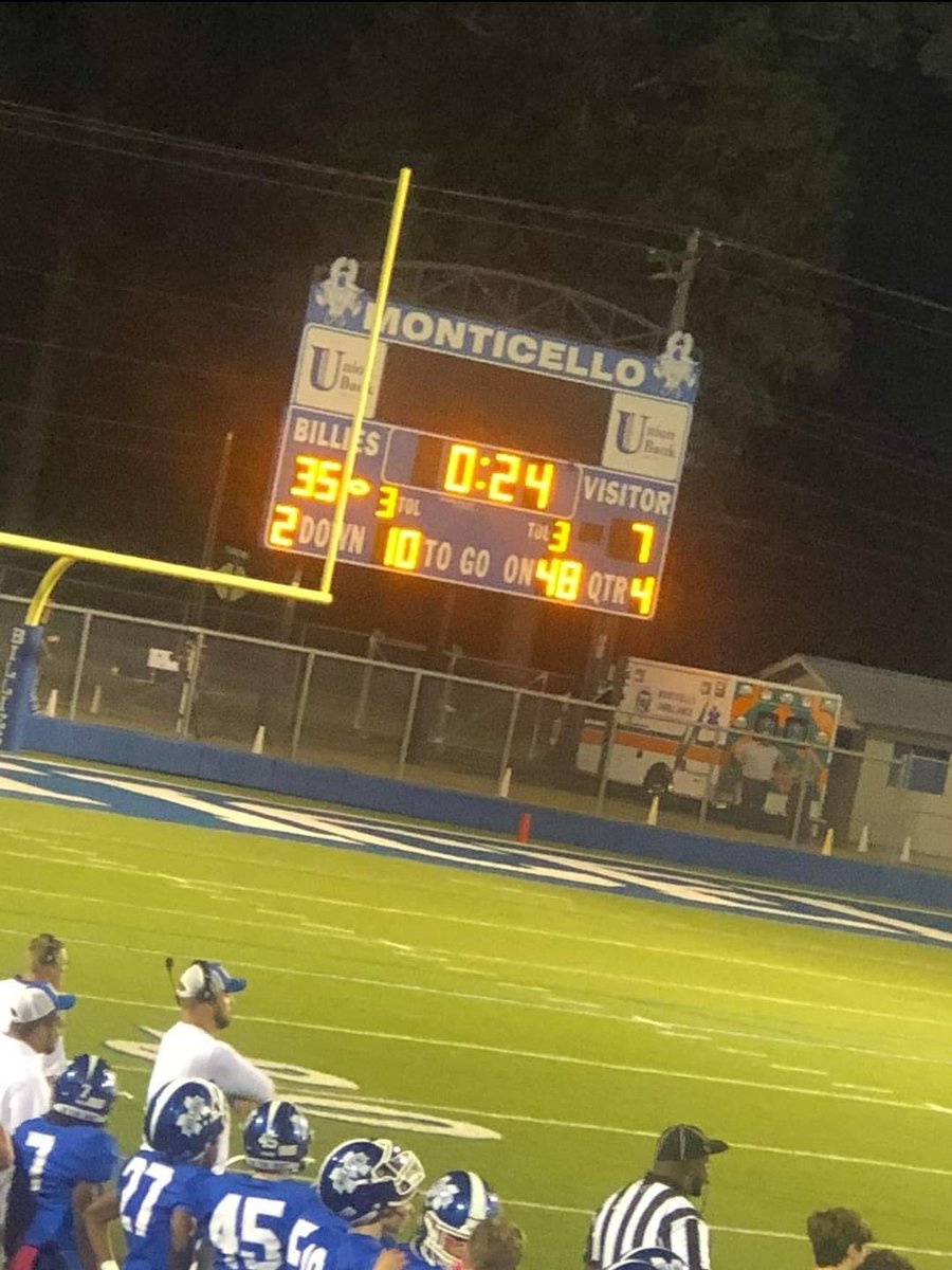 ConnerEwell's tweet photo. One more down #68 and Little brother #28 Caleb
@LyonHBC @ArSportsNet @PrepRedzoneAR @CoachCKennedy @CoachPruitt_UAM @RRainwater1037 https://t.co/IKQYBJsJLY