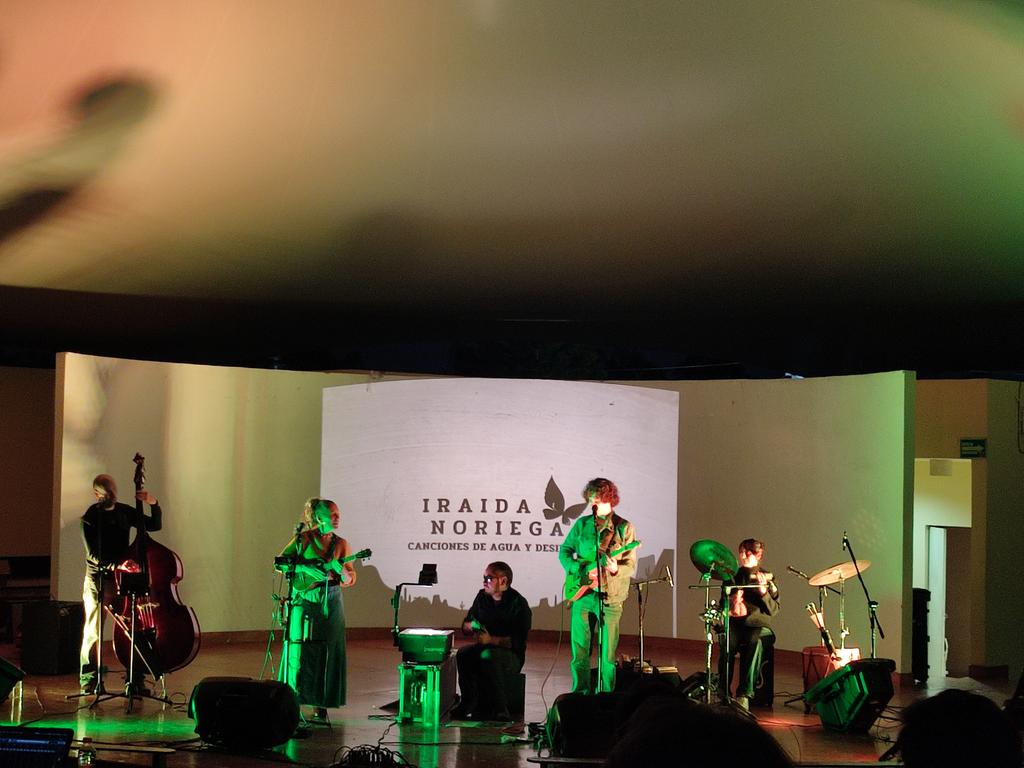 Iraida Noriega canciones de agua y desierto en la Clausura de el festival Semillas <a href="/SemillasUACM/">Semillas Festival UACM</a>