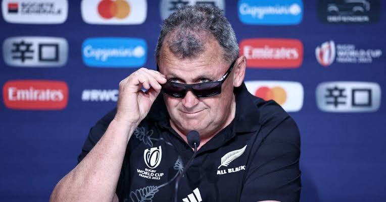mikechron's tweet photo. @rugby_podcast Someone is looking for a job https://t.co/tWfyGczb7z