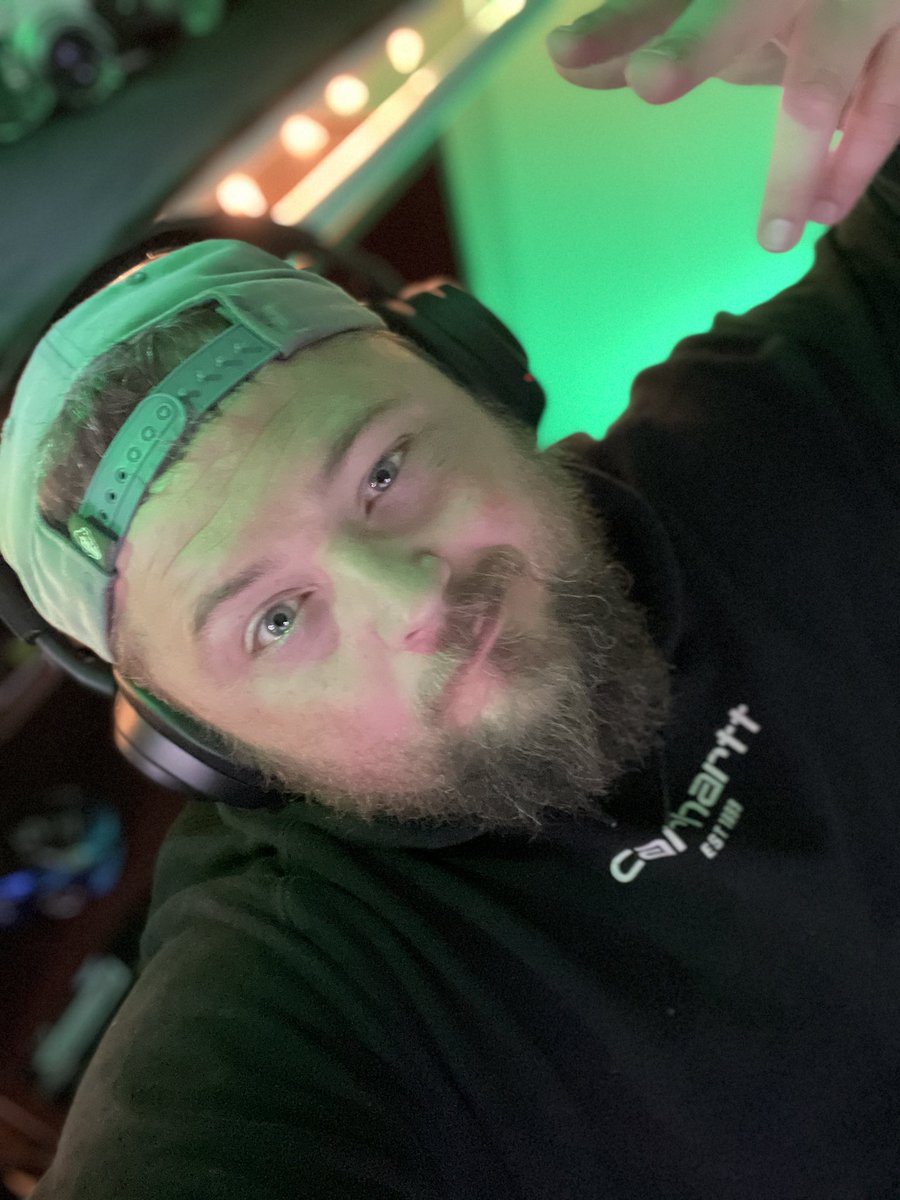 MrRICH_86's tweet photo. Who has the best spicy chicken in the biz???

Also I’m 🟢LIVE come by and let’s chat.

https://t.co/MNbfC4eWgG

#kick #kickstreaming #kickfamily
#CallofDuty #xbox https://t.co/wPZeDghxik