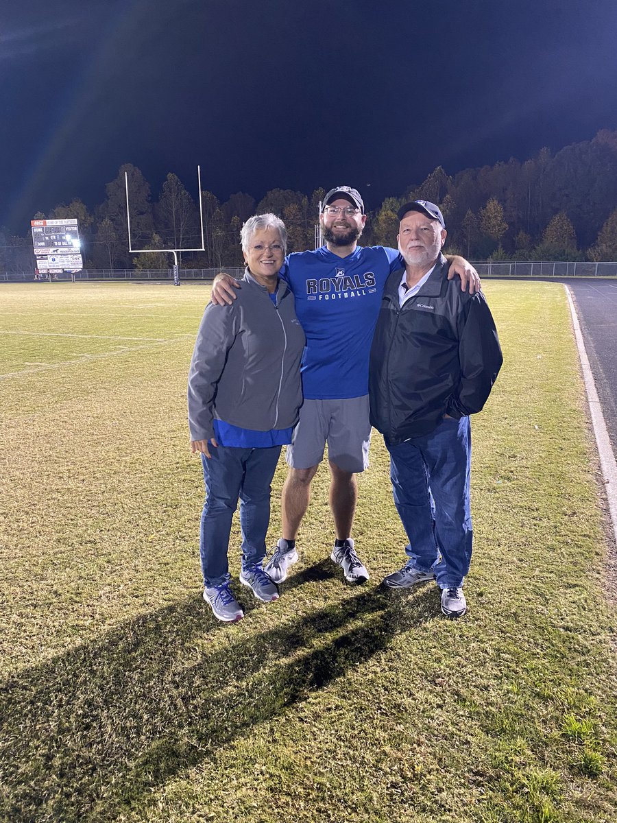 Coach_Winstead's tweet image. 51-16 win!! Going to the playoffs!