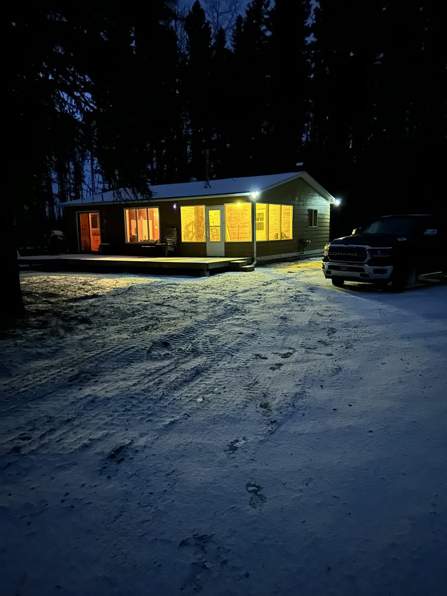 clthomas12's tweet photo. After a lot of hard work this past summer getting this cabin moved in and livable, I finally get to sit by the fireplace and enjoy a whisky as I watch the snow fall outside. Peaceful doesn’t even come close to describing it. https://t.co/aMc7gvWYiQ