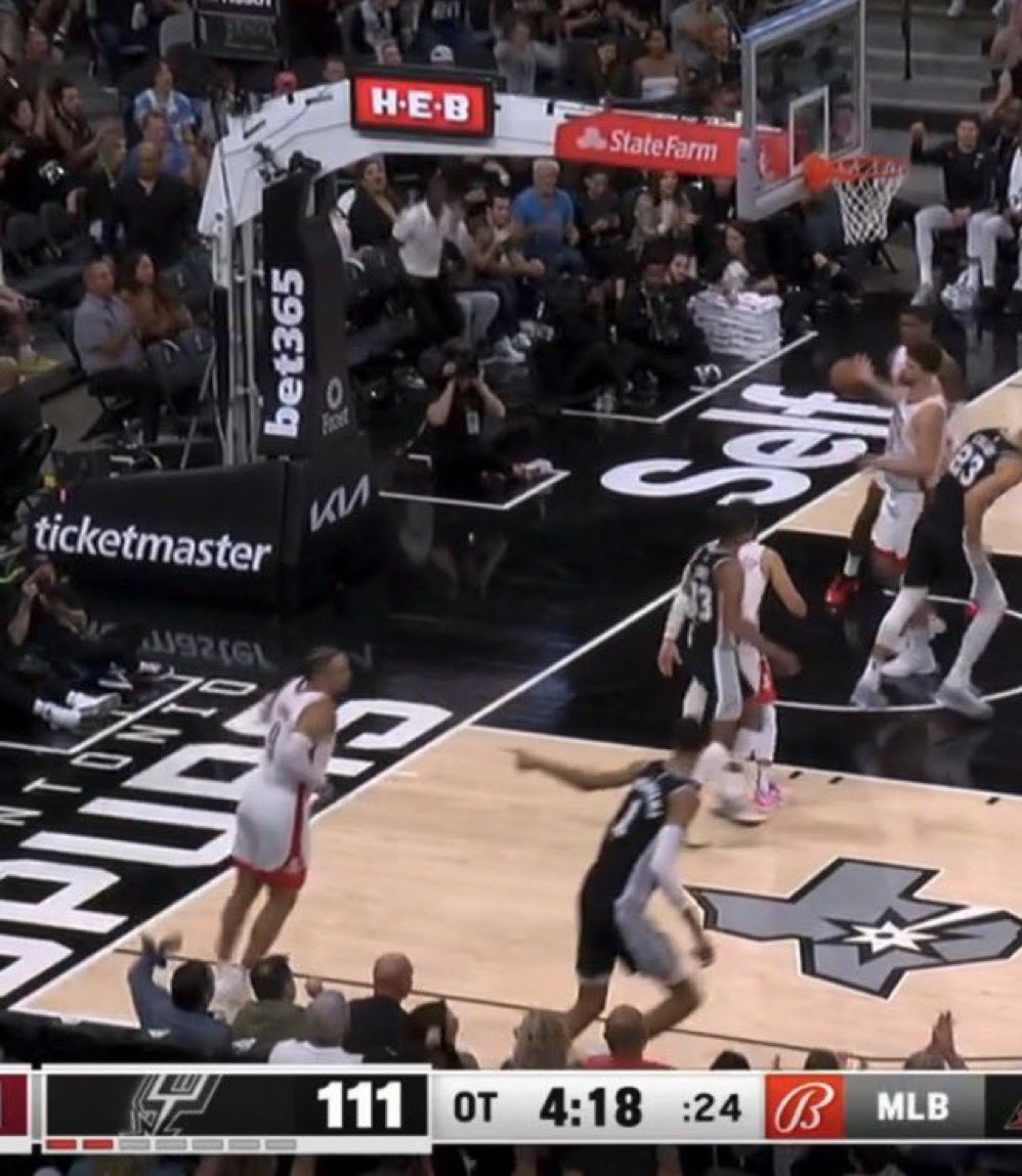 LegionHoops's tweet photo. Wemby really pointed at Dillon Brooks after a bucket 💀 https://t.co/UO1U7mXHG5