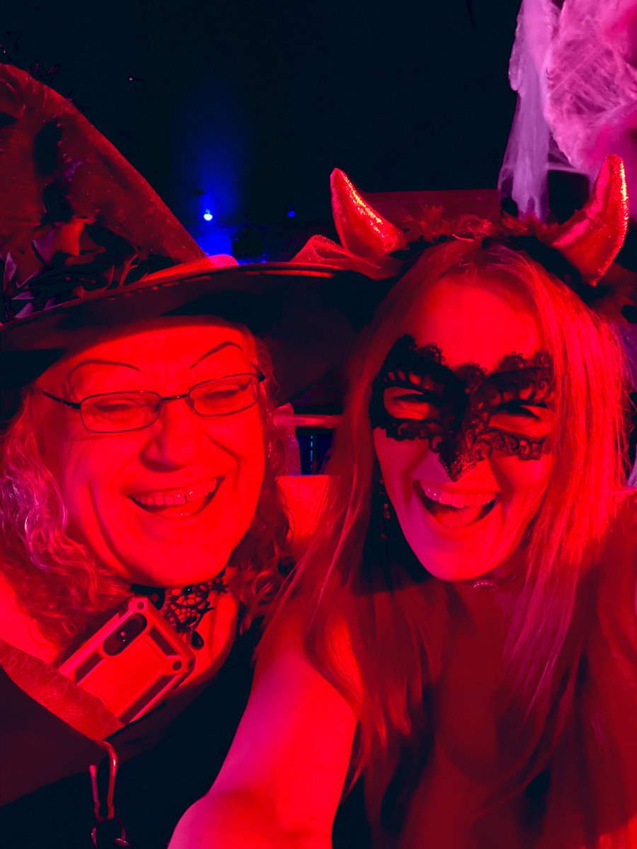 <a href="/TwistedElement/">Twisted Element</a> love the staff we are having an amazing time!!