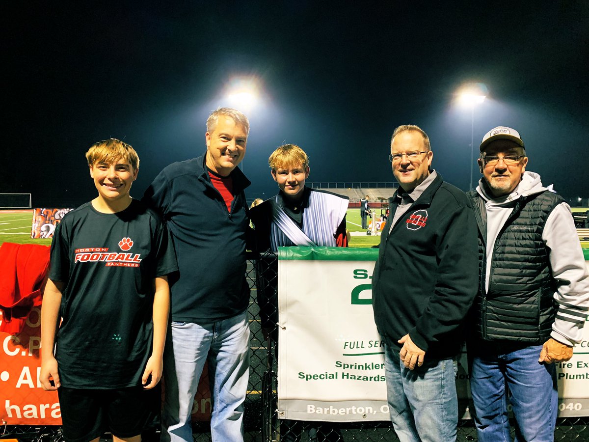 MATTbossPLYBON's tweet photo. Norton High School football and band with the nephews! #Panthers https://t.co/Ru0flXcH6v