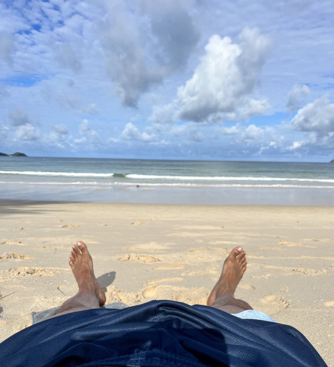 Freedom_ryder1's tweet photo. Beach Life Thailand 🇹🇭 https://t.co/5Hs03i04LX