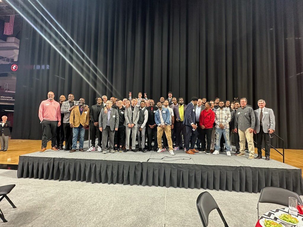 Great tip off Dinner  had a lot fun listening to the old stories. Coach Wes has the coaches and the Players ready to go. Let’s go Bearcatnation💪🏿🏀