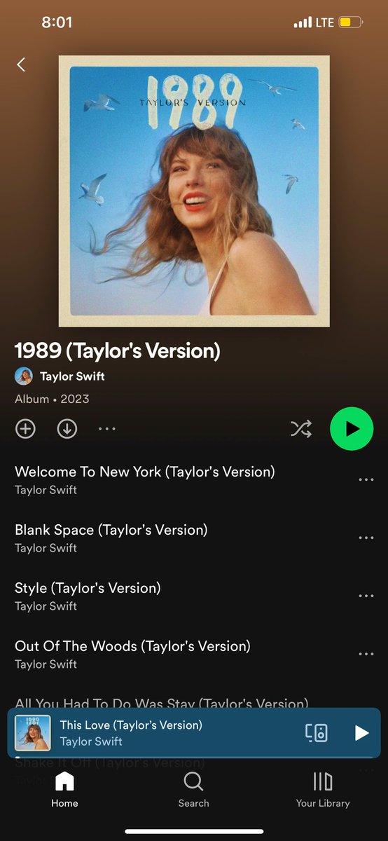 Tess_McCarthy's tweet photo. Somehow still running after 3 hours of sleep thanks to #1989TaylorsVersion  (not complaining) https://t.co/1GZnCiCf7C