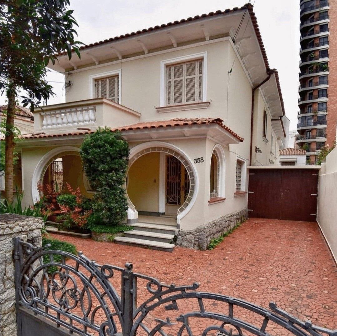 diplomata de barzinho tweet media