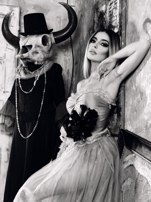 Dip me in chocolate.  #NationalChocolateDay  I am online now. https://t.co/VAKjJaMPNQ  @Flirt4FreeGirls<a href="/tag/nationalchocolateday"class="tags">#NationalChocolateDay</a>