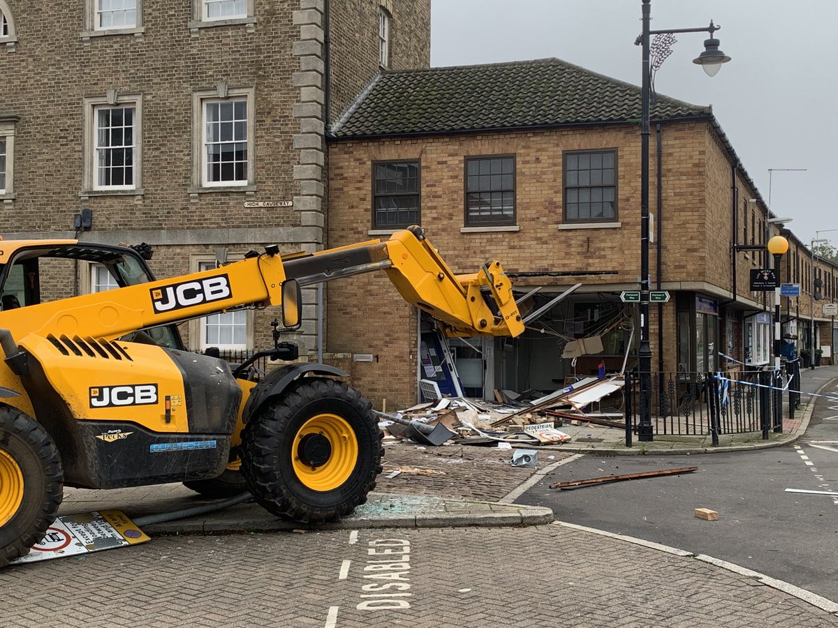 PTdavidlowndes2's tweet image. Ram raid at the Nationwide building society In Whittlesey in the early hours ⁦⁦@peterboroughtel⁩