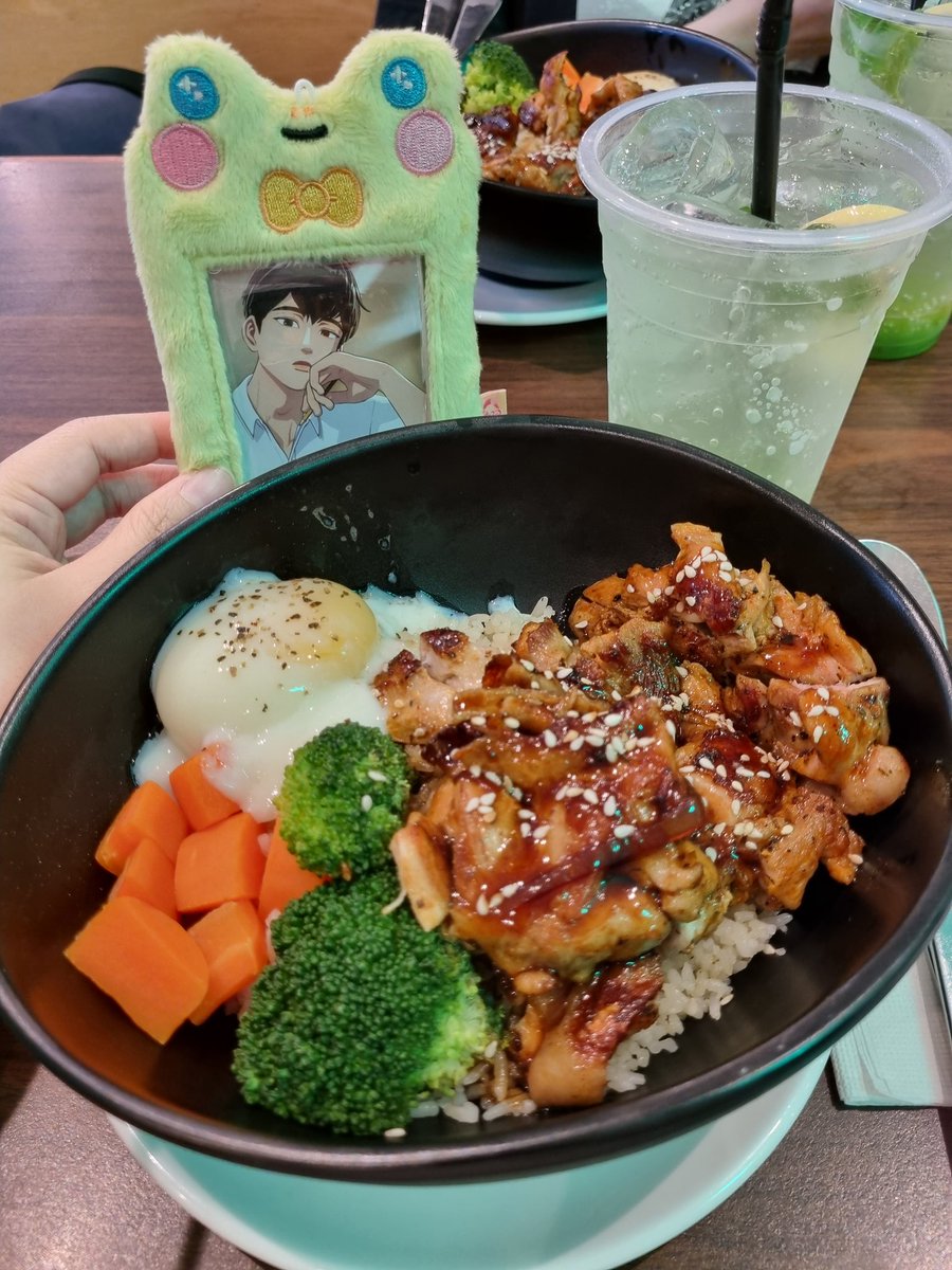 yumette's tweet photo. Thank you @PeullitySG for organising #HelloHamin ๐โโฌ๐ค https://t.co/cBqtvZC3FM